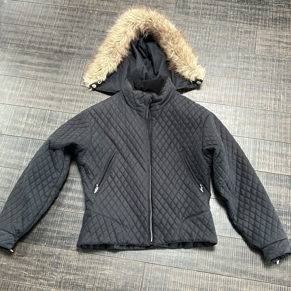 Obermeyer women’s ski jacket with removable hood